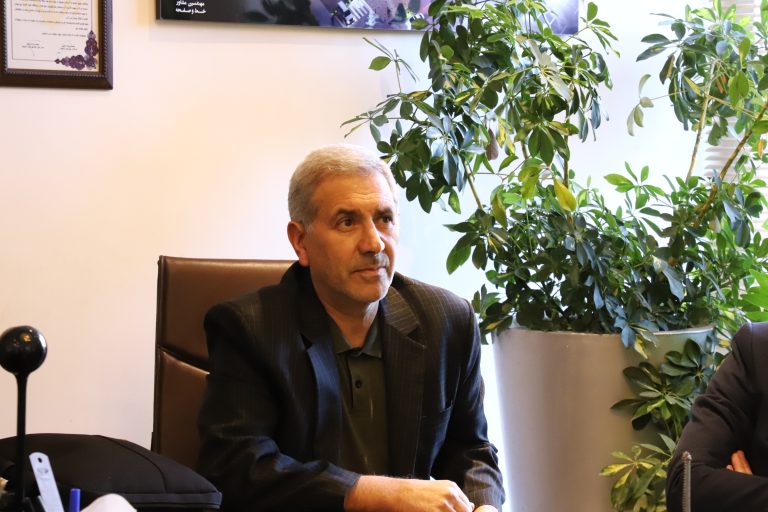 دیدار رییس دانشگاه علوم پزشکی و خدمات بهداشتی درمانی شیراز با مدیر عامل شهر بین المللی سلامت